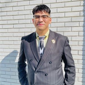 Meet your Posher, Jovanni